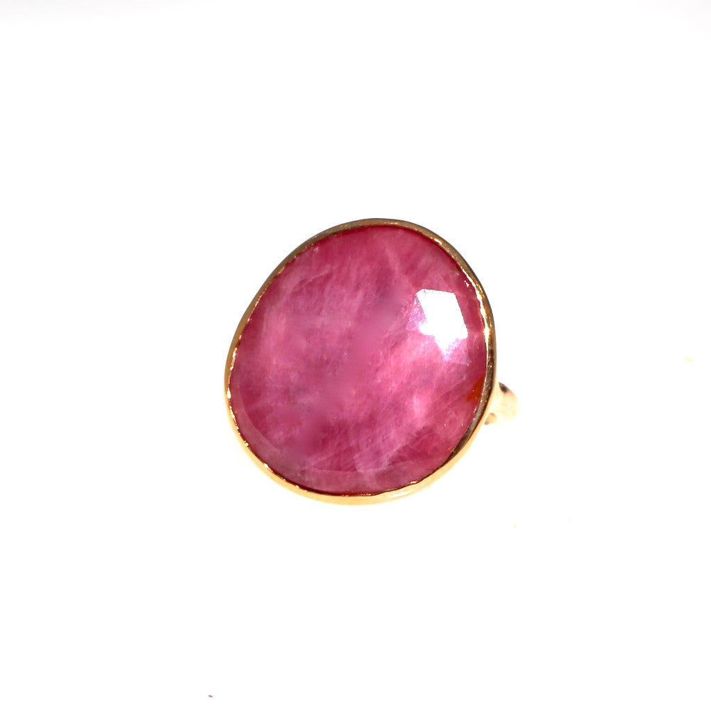 Pink Sapphire Ring 18K Gold